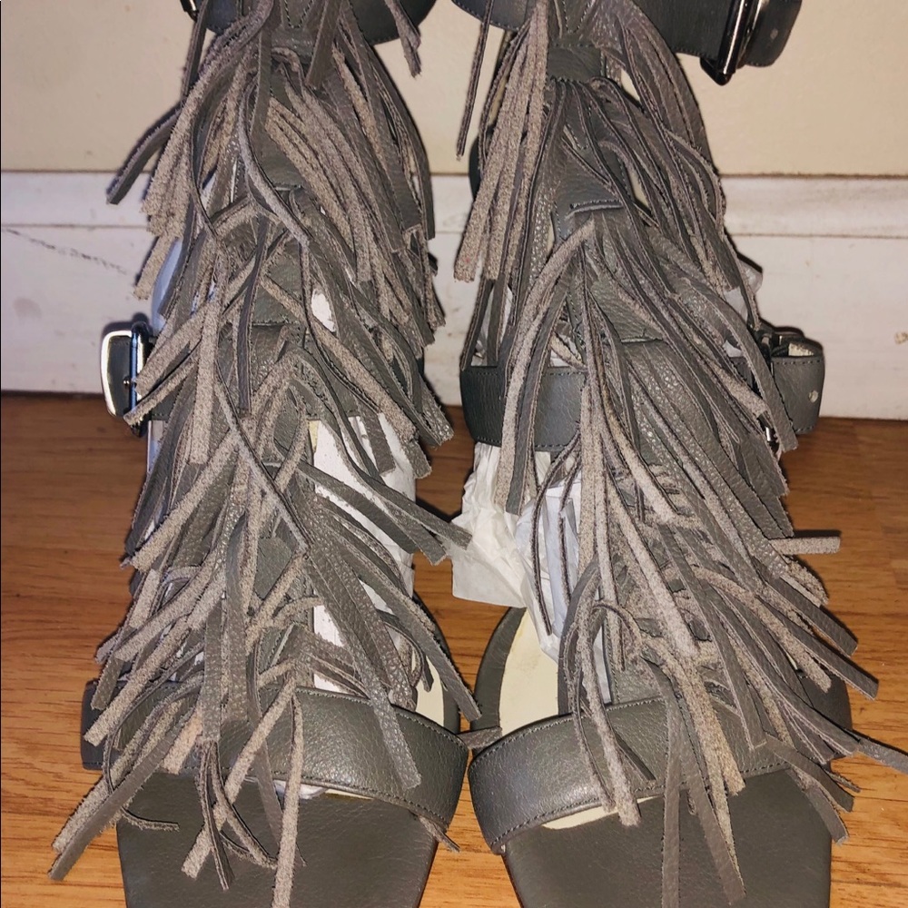 Kenneth Cole Fringe Sandal